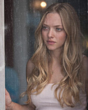 This is an image of 280872 Amanda Seyfried Photograph & Poster