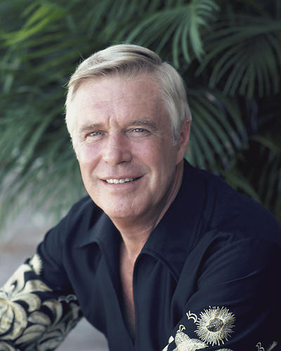 This is an image of 281100 George Peppard Photograph & Poster