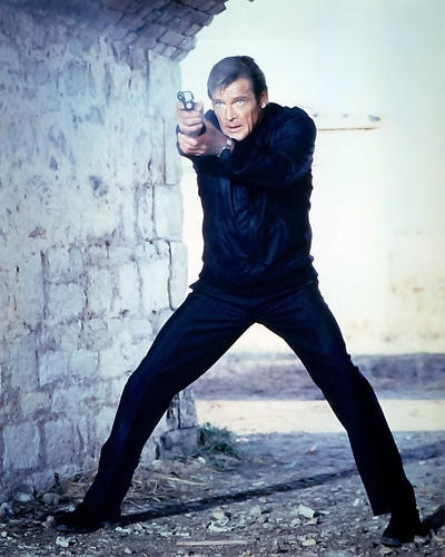 This is an image of 281313 Roger Moore Photograph & Poster