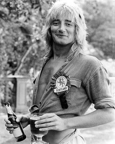 This is an image of 192063 Rod Stewart Photograph & Poster
