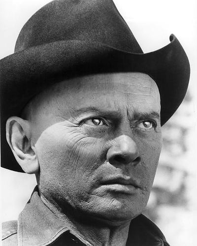 This is an image of 192233 Yul Brynner Photograph & Poster