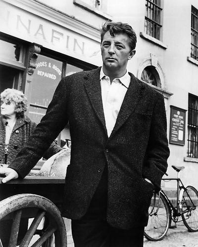 This is an image of 192308 Robert Mitchum Photograph & Poster