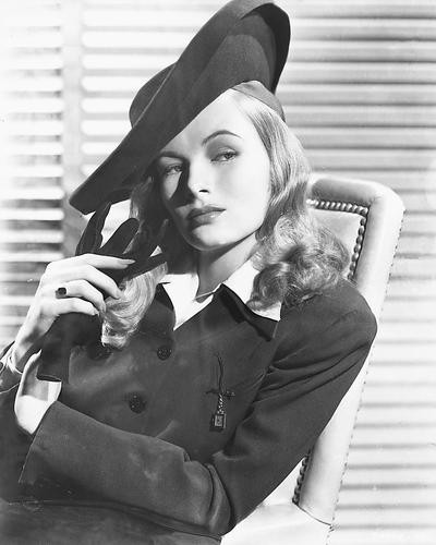 This is an image of 170314 Veronica Lake Photograph & Poster