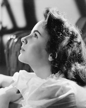 This is an image of 171048 Elizabeth Taylor Photograph & Poster