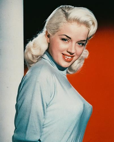 This is an image of 213300 Diana Dors Photograph & Poster