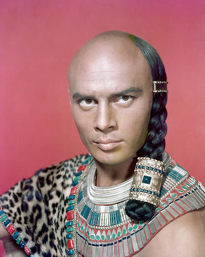 This is an image of 219951 Yul Brynner Photograph & Poster