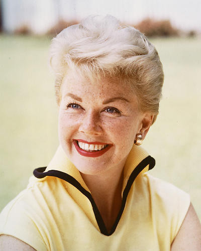 This is an image of 219997 Doris Day Photograph & Poster