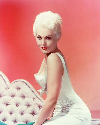 This is an image of 221207 Kim Novak Photograph & Poster