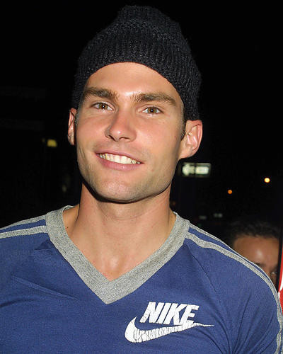 This is an image of 250404 Seann William Scott Photograph & Poster