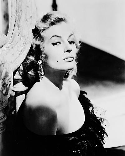 This is an image of 167815 Anita Ekberg Photograph & Poster