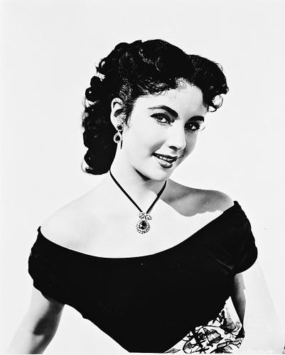 This is an image of 167925 Elizabeth Taylor Photograph & Poster