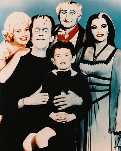 This is an image of 233319 The Munsters Photograph & Poster