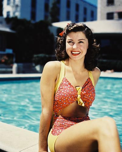 This is an image of 234412 Esther Williams Photograph & Poster