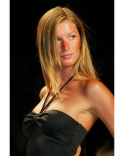 This is an image of 254310 Gisele Bundchen Photograph & Poster