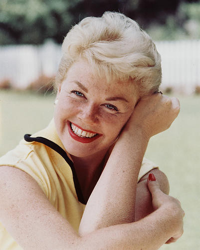 This is an image of 237111 Doris Day Photograph & Poster