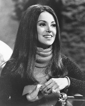 This is an image of 172589 Marlo Thomas Photograph & Poster