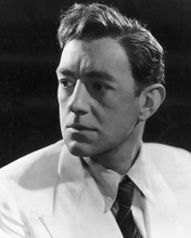 This is an image of 172670 Alec Guinness Photograph & Poster