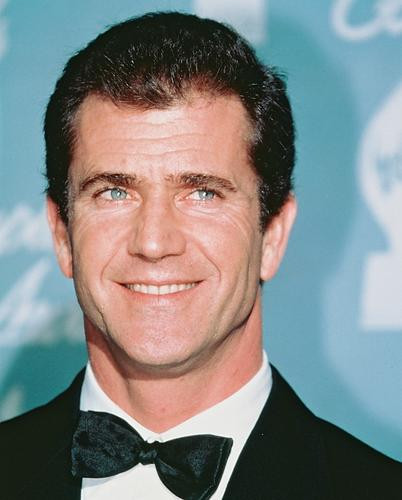 This is an image of 240873 Mel Gibson Photograph & Poster