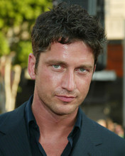 This is an image of 255868 Gerard Butler Photograph & Poster