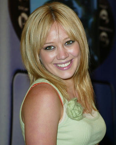 This is an image of 255913 Hilary Duff Photograph & Poster