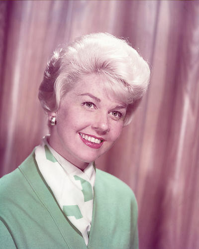 This is an image of 256154 Doris Day Photograph & Poster