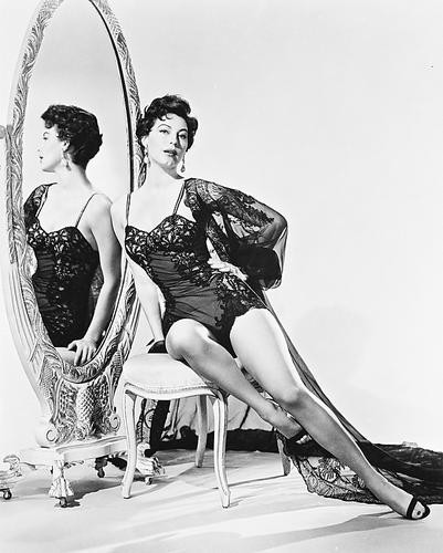 This is an image of 170301 Ava Gardner Photograph & Poster