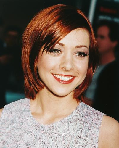 This is an image of 243357 Alyson Hannigan Photograph & Poster