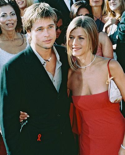 This is an image of 244143 Brad Pitt & Jennifer Aniston Photograph & Poster