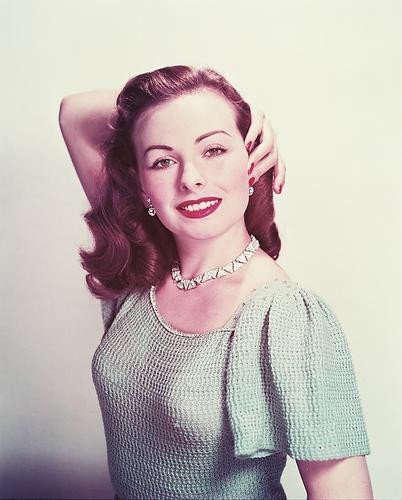 This is an image of 244382 Jeanne Crain Photograph & Poster