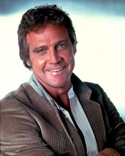 This is an image of 256809 Lee Majors Photograph & Poster