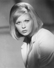 This is an image of 173550 Faye Dunaway Photograph & Poster