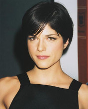 This is an image of 251418 Selma Blair Photograph & Poster