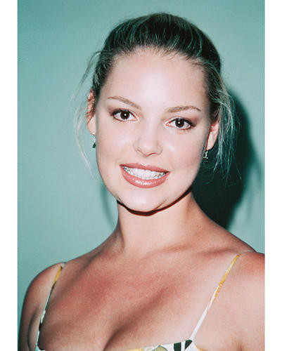 This is an image of 251628 Katherine Heigl Photograph & Poster