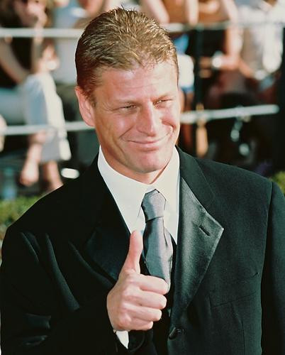 This is an image of 252278 Sean Bean Photograph & Poster