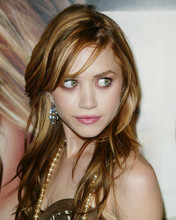 This is an image of 262354 Mary-Kate Olsen Photograph & Poster