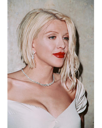 This is an image of 252478 Courtney Love Photograph & Poster