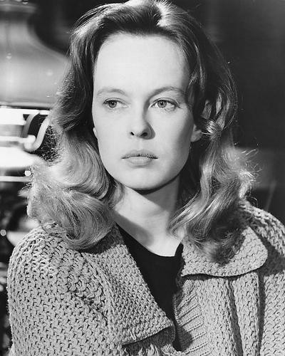 This is an image of 175703 Sandy Dennis Photograph & Poster