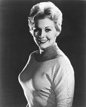 This is an image of 175786 Kim Novak Photograph & Poster