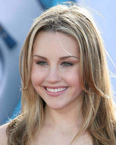 This is an image of 263983 Amanda Bynes Photograph & Poster