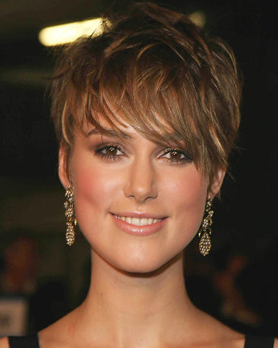 This is an image of 264053 Keira Knightley Photograph & Poster