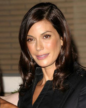 This is an image of 265246 Teri Hatcher Photograph & Poster