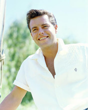 This is an image of 269917 Robert Wagner Photograph & Poster