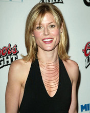 This is an image of 271434 Julie Bowen Photograph & Poster