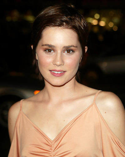 This is an image of 271653 Alison Lohman Photograph & Poster