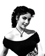 This is an image of 187748 Elizabeth Taylor Photograph & Poster