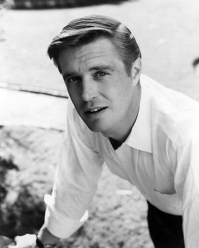 This is an image of 188843 George Peppard Photograph & Poster