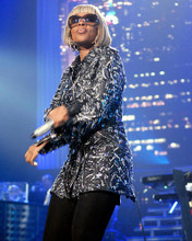 This is an image of 277340 Mary J Blige Photograph & Poster