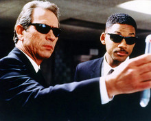 This is an image of 225900 Will Smith & Tommy Lee Jones Photograph & Poster