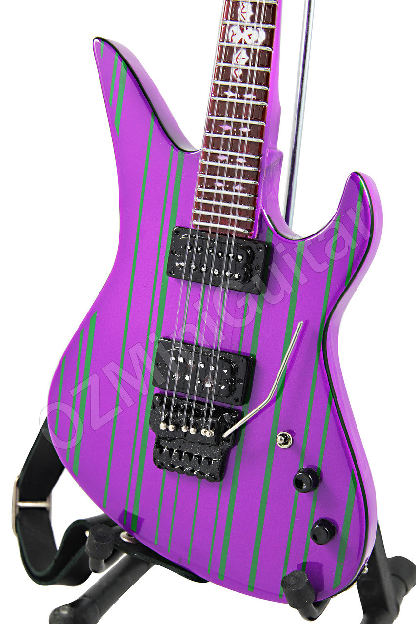 miniature guitar synyster gates