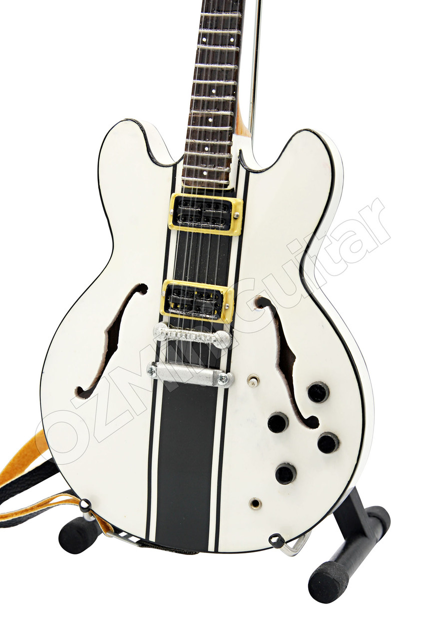 Tom DeLonge ES-333 Epiphone Blink 182 Tom DeLonge ES-333 Epiphone